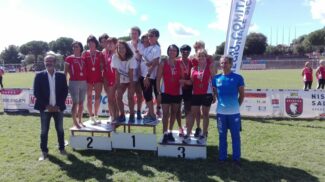 Medaglia-di-bronzo-per-la-4x100-F55-325x182