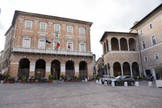 PiazzaLiberta_FF-2-1-325x217