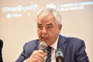 «No agli stipendi accreditati  solo su conti correnti individuali»