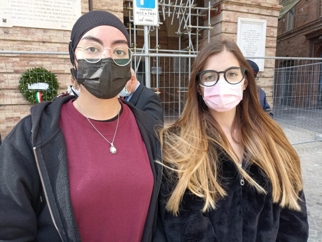 FESTA-IV-NOVEMBRE-2021-STUDENTESSE-650x488