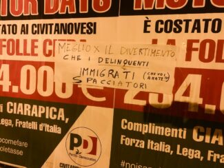 manifesti-pd-imbrattati-2-325x244