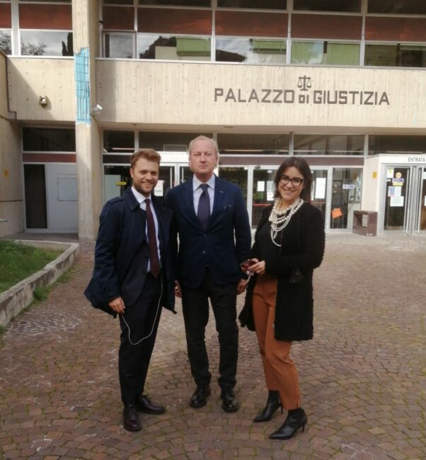 mantella-corsalini-giulia-vitali-e1636123577277-602x650