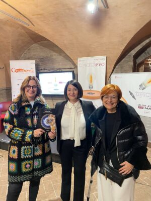petra_carsetti_tipicita-2-300x400
