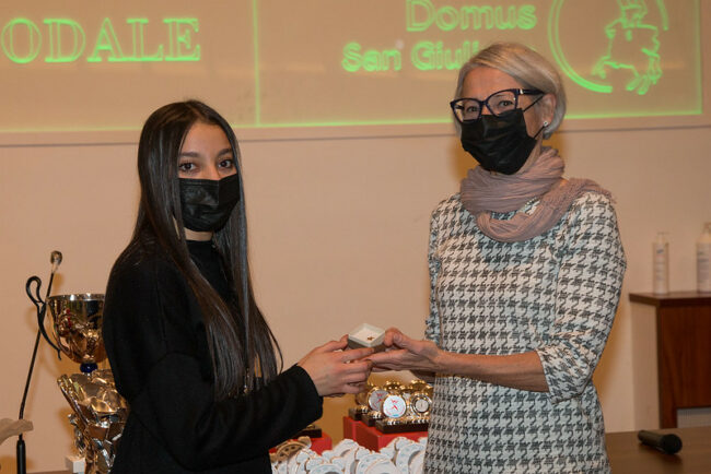 Gabriella-Trisolino-premia-Samira-Amadel