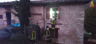 incendio-abitazione-camerino-2-325x150