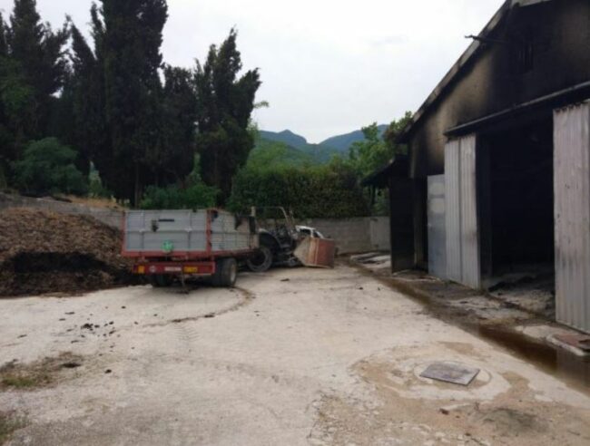 incendio-stalla-san-ginesio