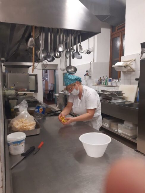 pranzo-solidarieta-3-488x650