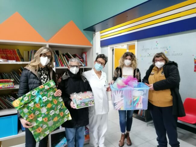 scatola_giocattoli_pediatria_macerata-2-650x488