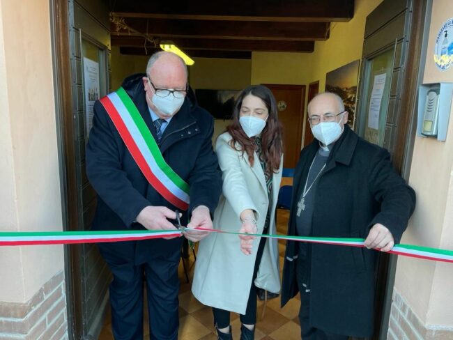 centro-anziani-castelraimondo-4-650x488