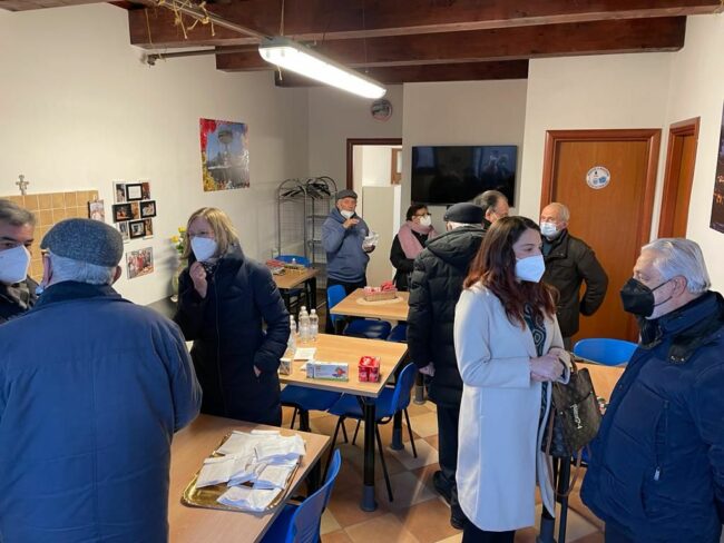 centro-anziani-castelraimondo-6-650x488