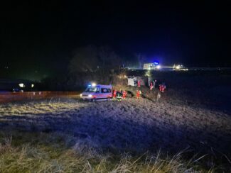 incidente-cingoli-camion-ribaltato-1-325x244
