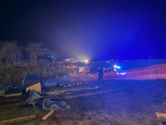incidente-cingoli-camion-ribaltato-3-325x244