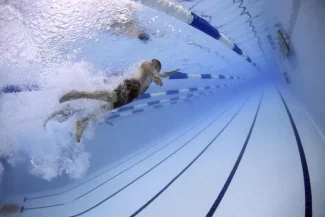 piscina-nuoto