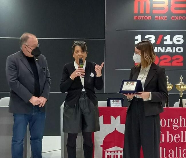 premiazione-Treia-e1642262174546-650x552
