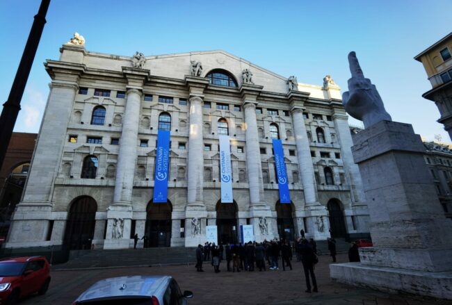 civitanavi-in-borsa-milano-1-650x439