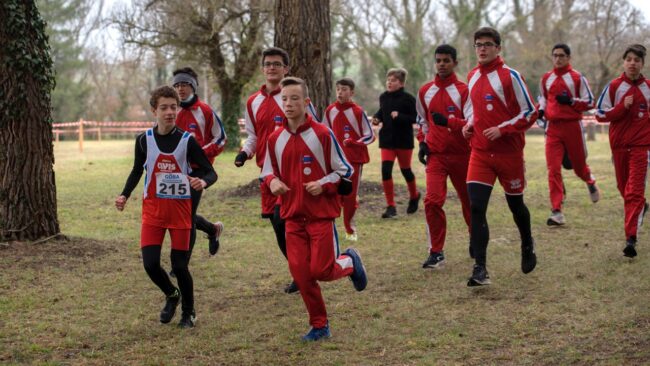 Un-gruppo-AVIS-in-riscaldamento