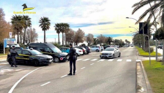 guardia-di-finanza-2-650x371