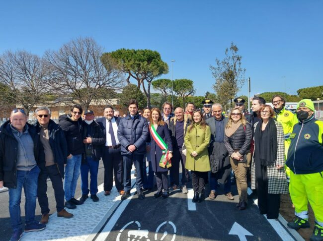 inaugurazione-pista-ciclabile-2-650x486