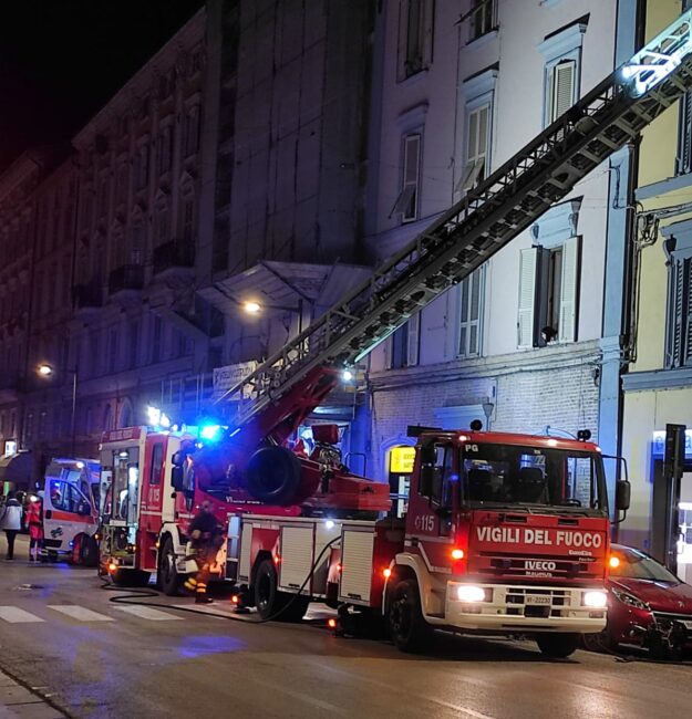 incendio-corso-cavour-3-e1647293923450-625x650