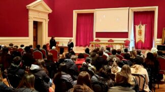 soccio-scuola-italiano-3-325x183