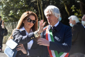 Cassetta_Parcaroli_5Aprile_FF-1-325x217