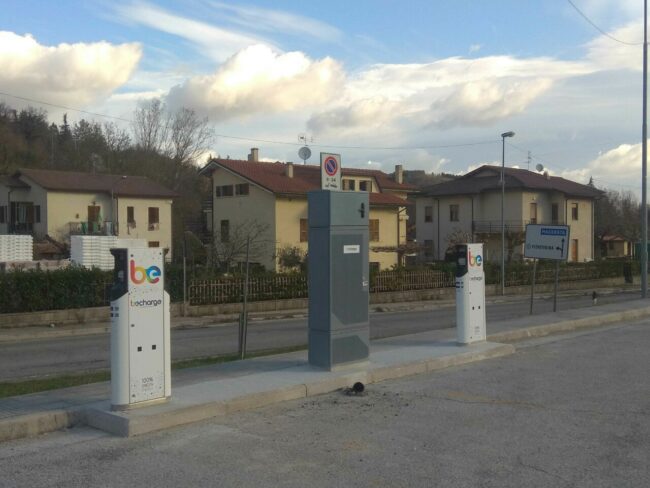colonnine_-elettriche_-pieve-torina-01-650x488