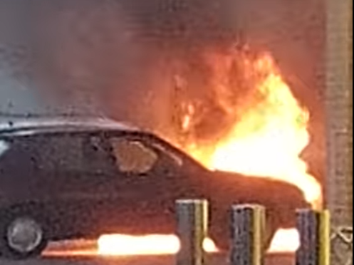 recanati-auto-a-fuoco2