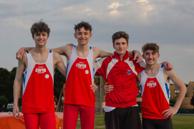 4-x-400-Allievi-SimoneCoppari-Bernardo-Matcovich-Enrico-Tomassoni-Matteo-Vitali-650x431