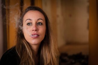 Caroline-Baglioni-4-1-325x216