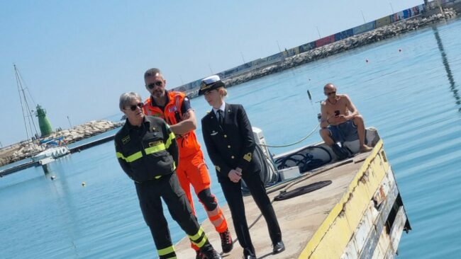 esercitazione-porto-civitanova-incendio-14-650x366
