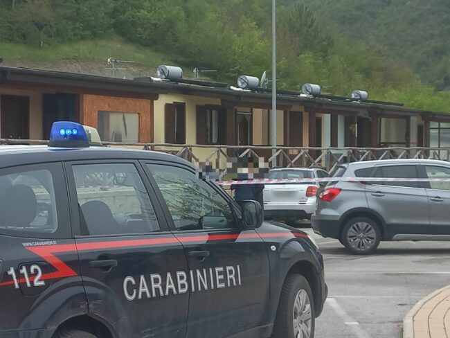 morto-auto-pieve-torina-2_censored-650x488