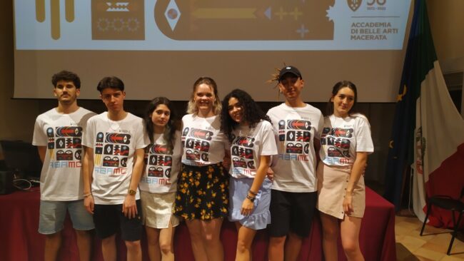 Gli-studenti-che-hanno-realizzato-la-campagna