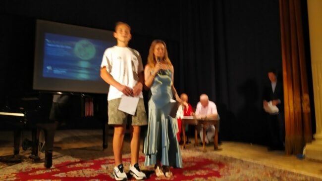 Studenti-meritevoli-premiati-2-650x366