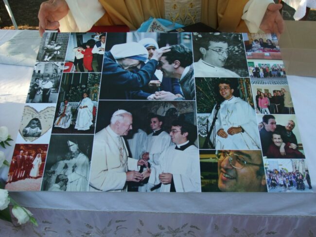 DSF-15-COLLAGE-FOTOGRAFICO-DON-SERGIO-FRATICELLI-REGALO-DA-PARTE-DELLE-SORELLE-ORIETTA-E-ELVIA-650x488