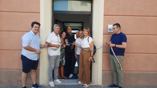 biblioteca-castelraimondo-2-650x366