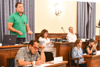 consiglio-comunale-micucci-minoranza-civitanova-FDM-9-325x217