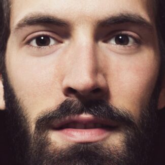 giovanni-caccamo-a-sanremo-porto-l-amore-eterno-fc95o-325x325