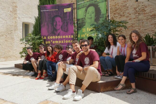 open-day-2022_tutor_light-650x433