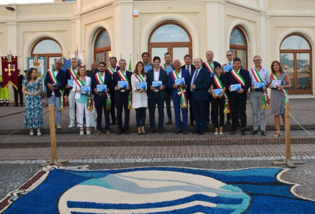 FOTO-DI-GRUPPO-SINDACI