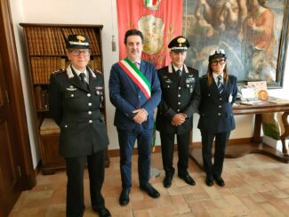 Giulia-Maggi-Paolo-Francesco-Giubileo-Rosario-Cianci-e-Alessandra-Spurio-Deales-3-325x244