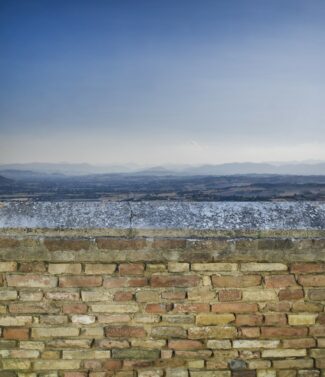 Orto-sul-Colle-dellInfinito-Recanati-MC_Foto_Katia-Camplone-2019_C-FAI-Fondo-Ambiente-Italiano-325x377