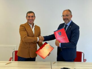 consulenti-lavoro-2-325x244