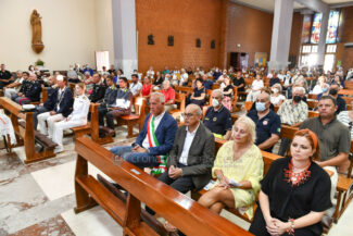 messa-e-processione-in-mare-di-san-marone-civitanova-FDM-1-325x217