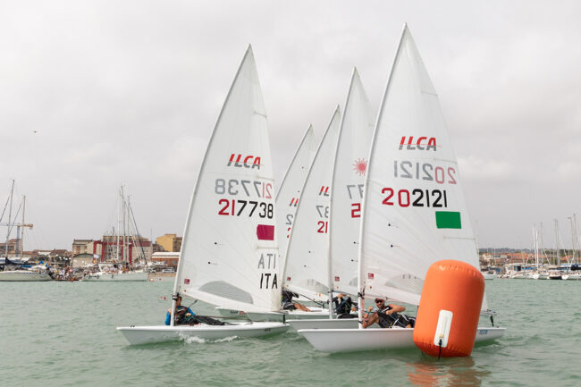 palio-dei-moli-civitanova11-650x433