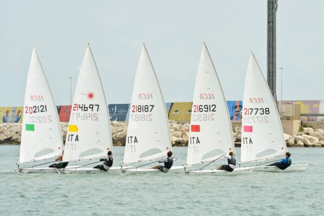 palio-dei-moli-civitanova12-650x433