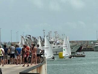 palio-dei-moli-civitanova4-325x244