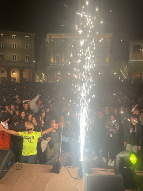 Fluo-Party-5-488x650