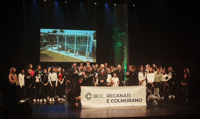 Le-note-delle-eccellenze-a-teatro-2-650x389