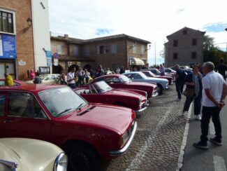 Raduno-Alfetta-Scuderia-Marche-SantAngelo-in-Pontano-17-325x244