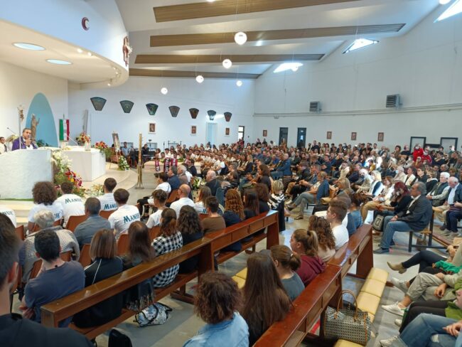 funerale-emanuele-1-650x488